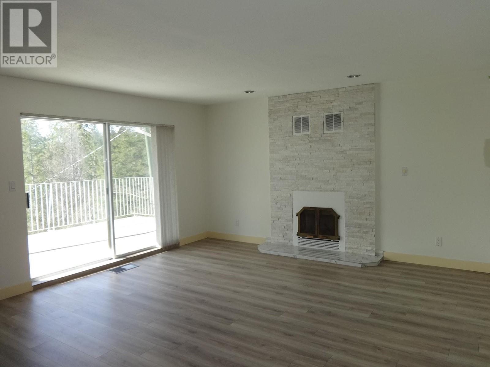 11682 SUNSHINE COAST HIGHWAY, Halfmoon Bay
