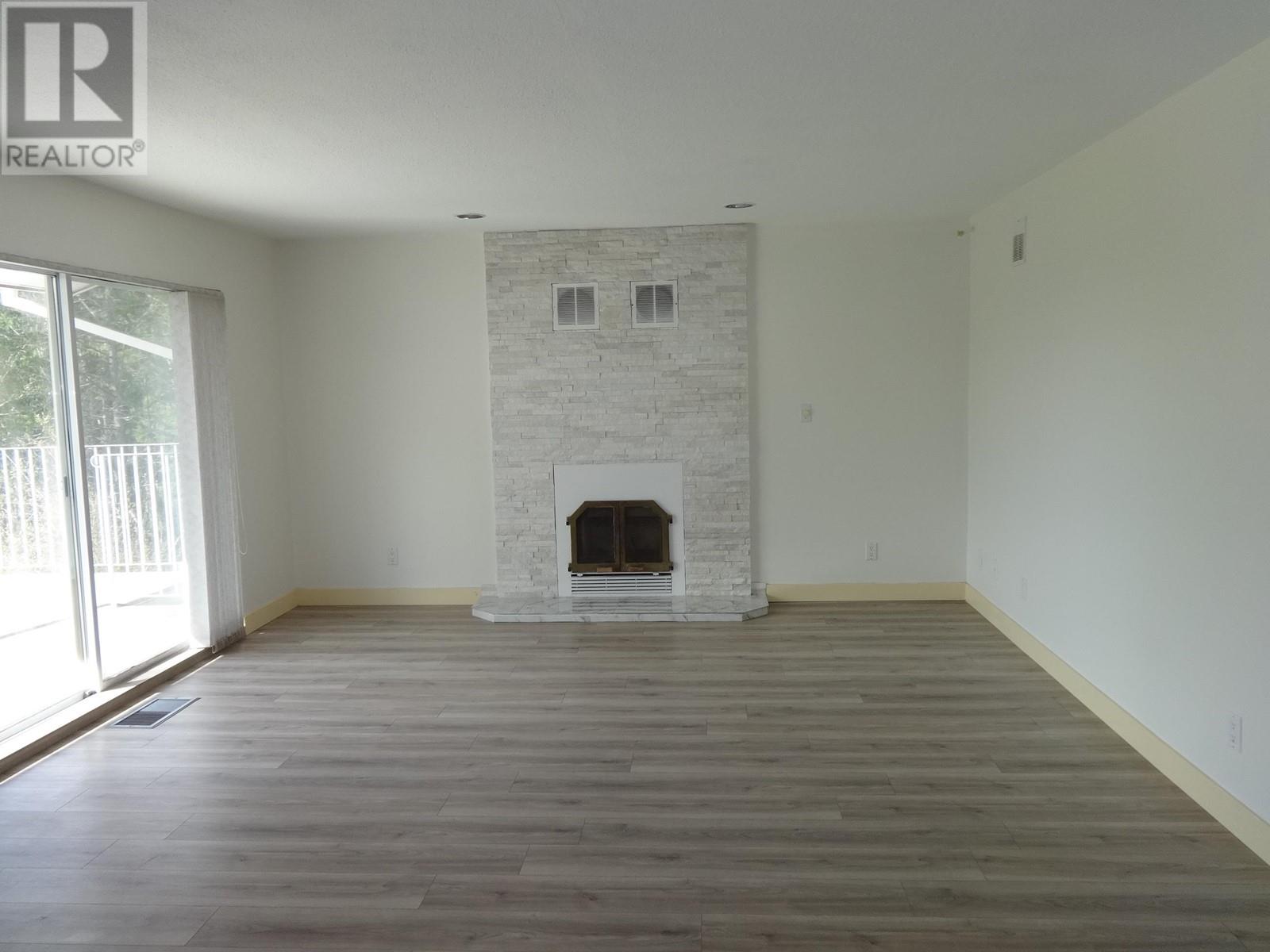 11682 SUNSHINE COAST HIGHWAY, Halfmoon Bay