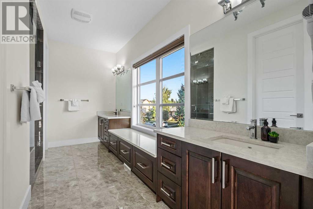 Single Family House for Sale in   Avenue NE Winston Heights/Mountview Calgary 