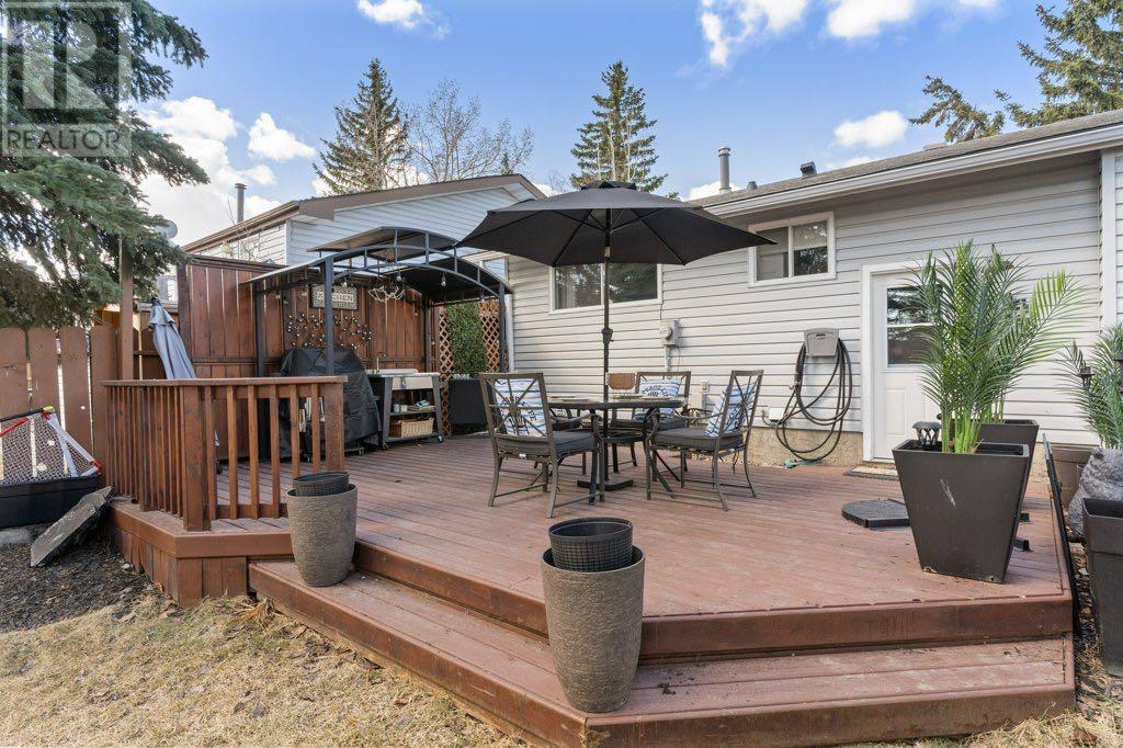 Single Family House Bungalow for Sale in  Brookpark Drive SW Braeside Calgary 