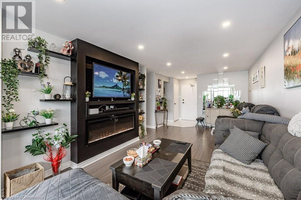 Photo 8 of 3100 Kirwin Avenue Unit 2102, Mississauga ON