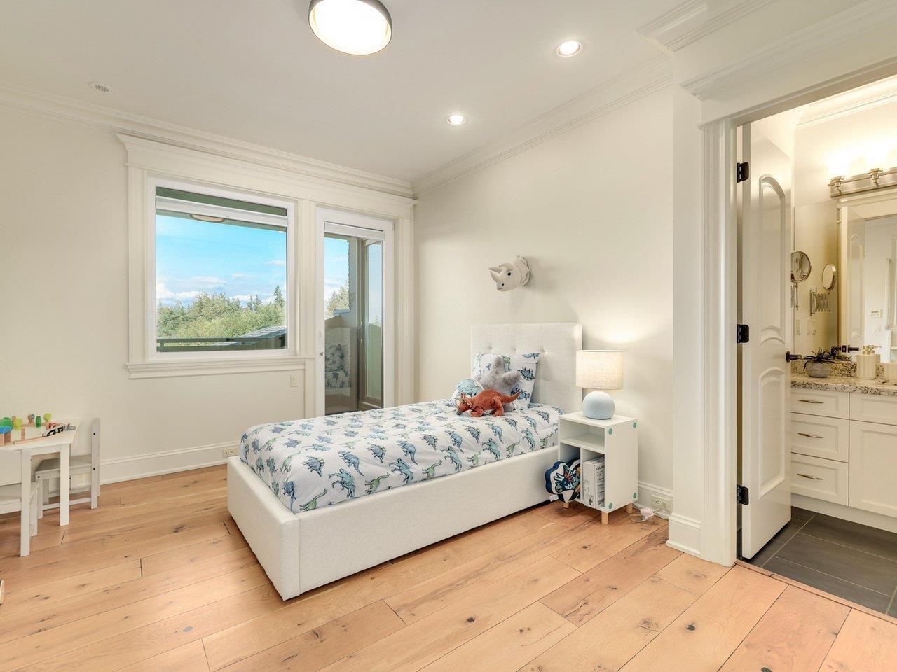 20133 2 AVENUE, Langley