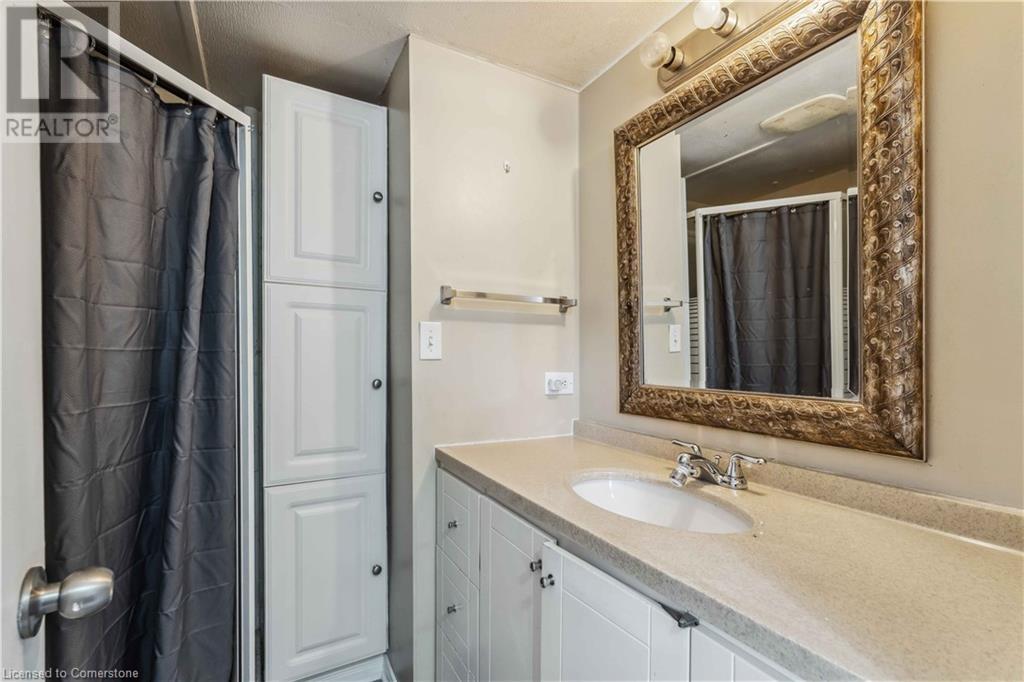 Photo 13 of 2175 Mewburn Road Unit 21, Niagara Falls ON