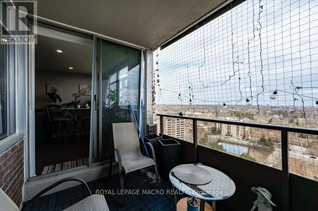 Photo 12 of 2102 3100 Kirwin Avenue, Mississauga ON