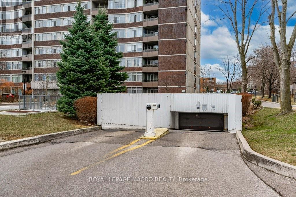 Photo 33 of 2102 3100 Kirwin Avenue, Mississauga ON