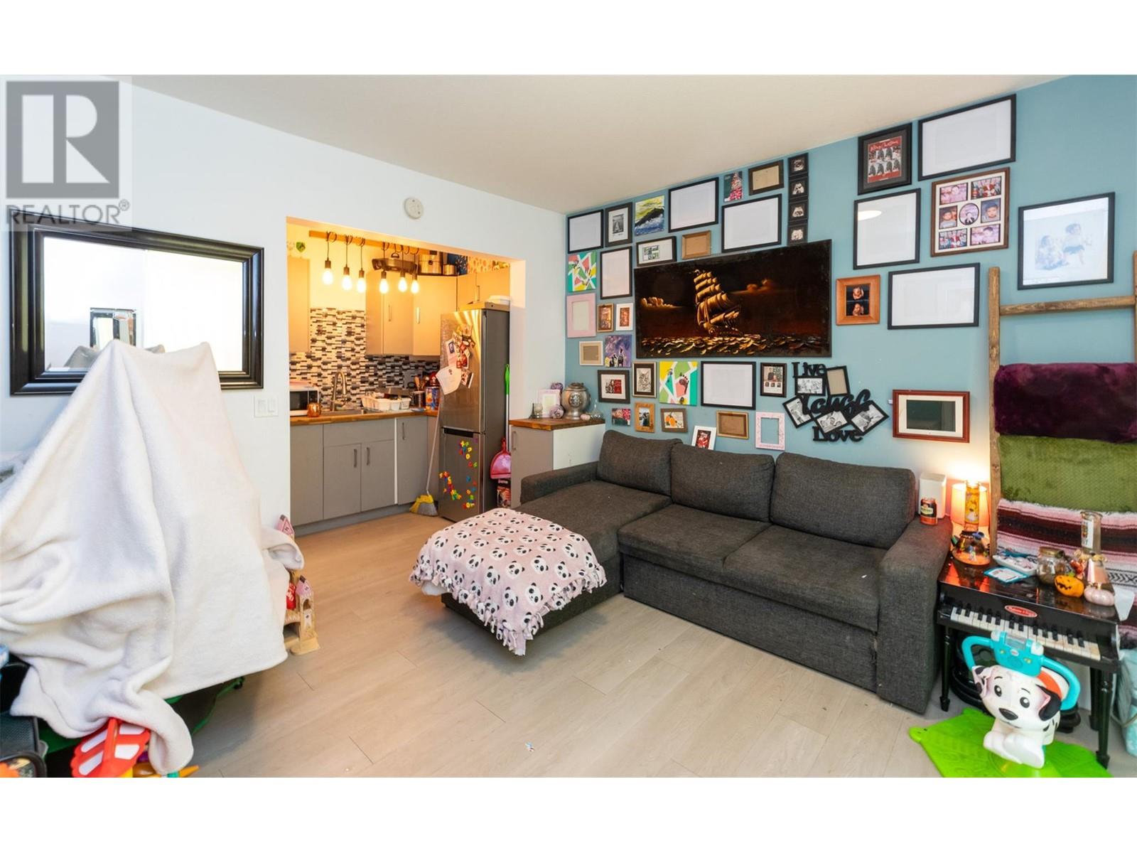  713 Russell Avenue, Enderby