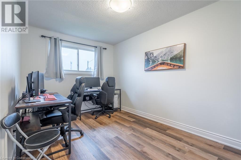 Photo 13 of 596 Grey Street Unit 8, Brantford ON
