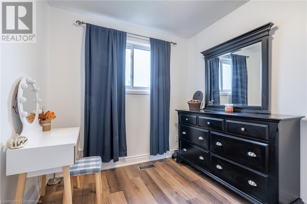 Photo 12 of 596 Grey Street Unit 8, Brantford ON
