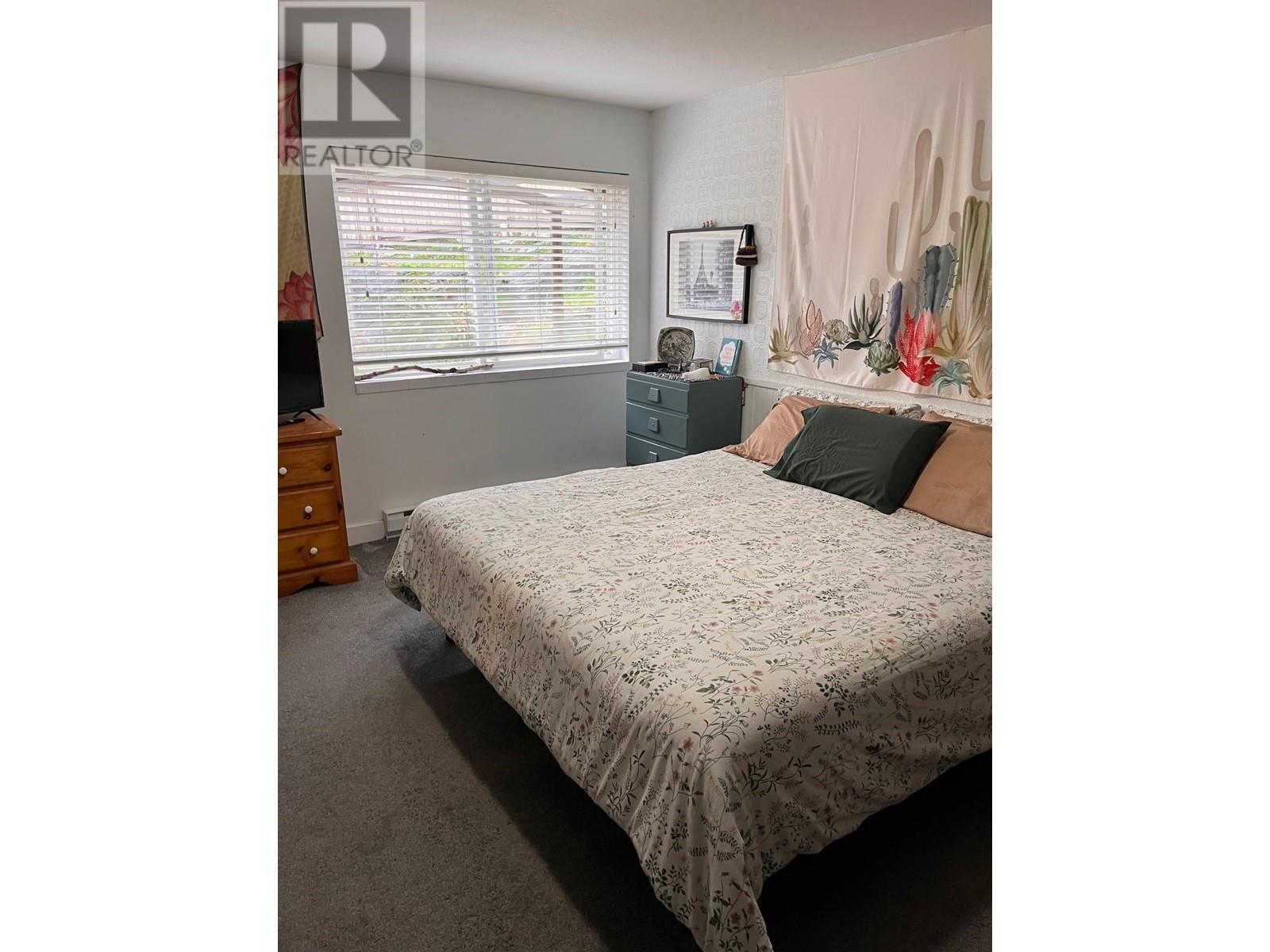 5589 MEDUSA PLACE, Sechelt