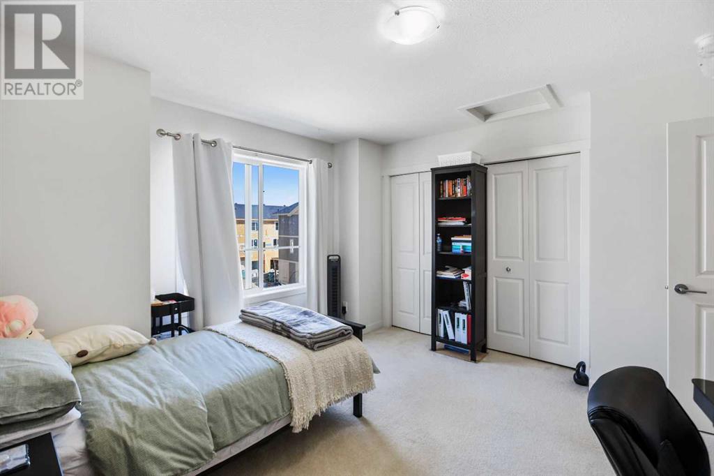 Single Family House for Sale in  Sherwood Boulevard NW Sherwood Calgary 