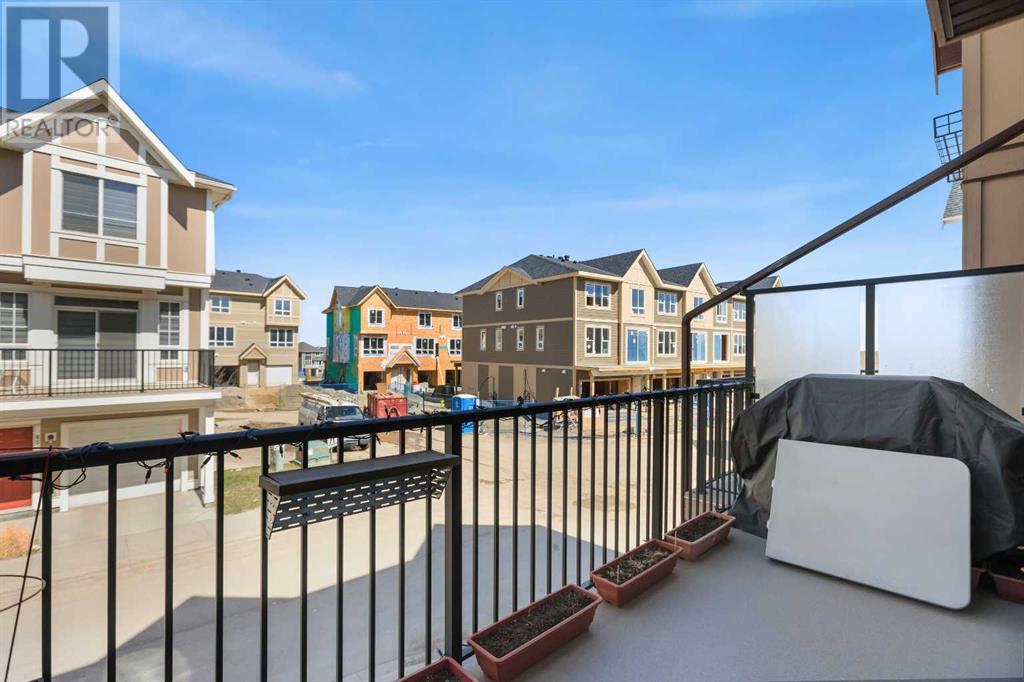 Single Family House for Sale in  Sherwood Boulevard NW Sherwood Calgary 