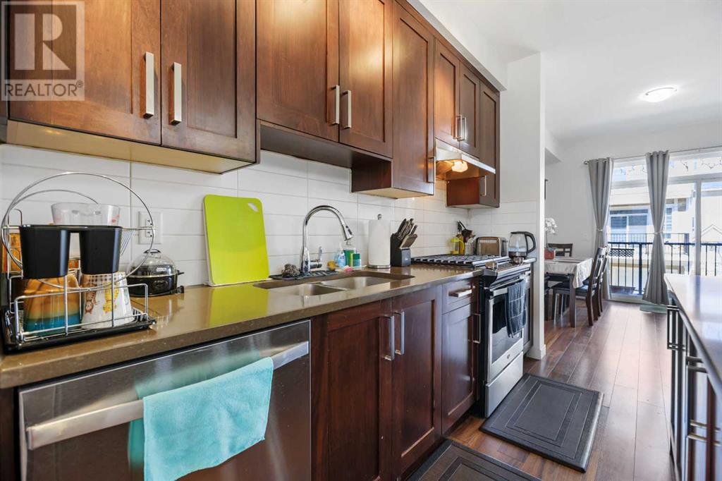 Single Family House for Sale in  Sherwood Boulevard NW Sherwood Calgary 