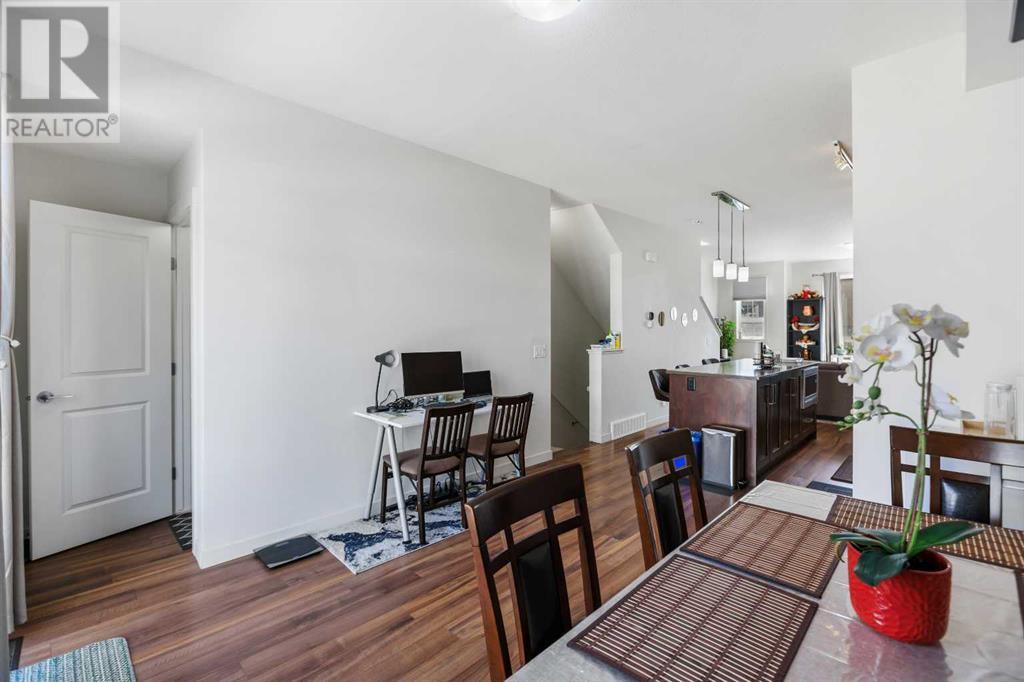 Single Family House for Sale in  Sherwood Boulevard NW Sherwood Calgary 
