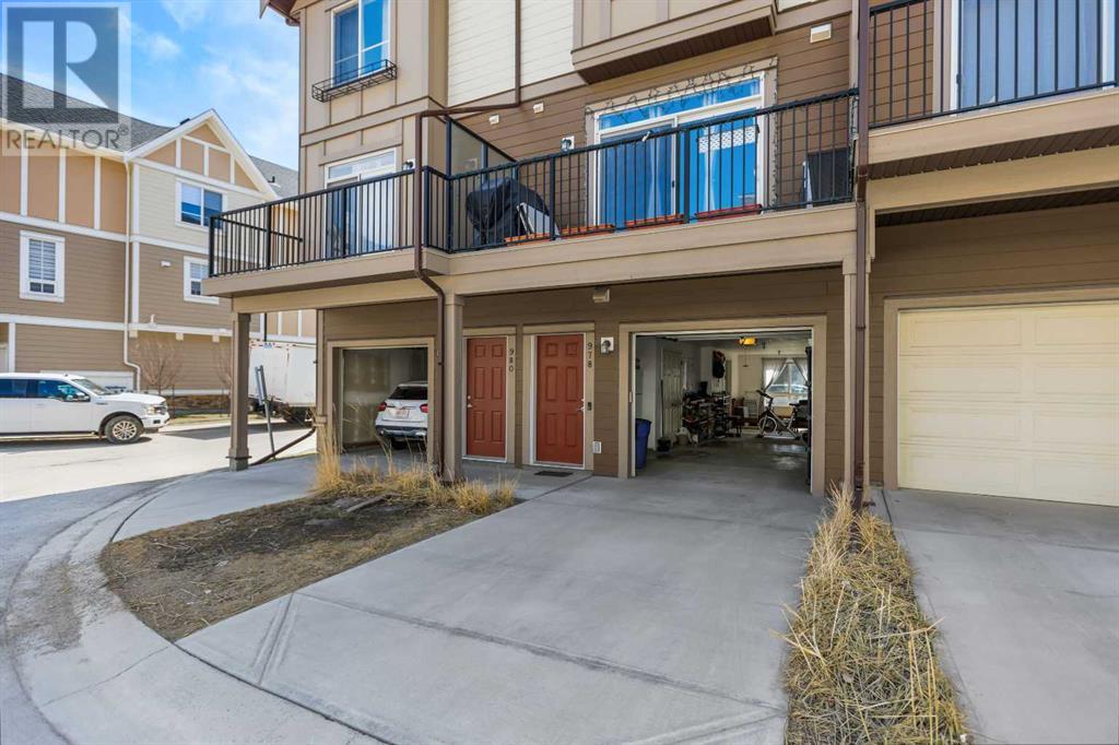 Single Family House for Sale in  Sherwood Boulevard NW Sherwood Calgary 