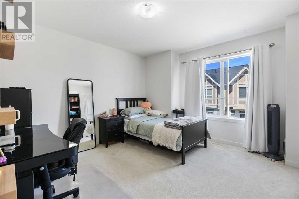 Single Family House for Sale in  Sherwood Boulevard NW Sherwood Calgary 