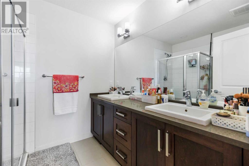 Single Family House for Sale in  Sherwood Boulevard NW Sherwood Calgary 