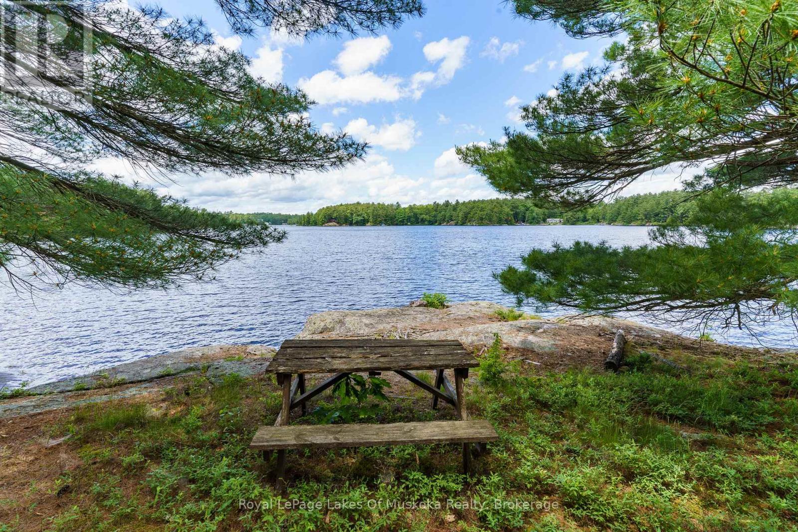 Photo 6 of 15 Kl 2 Kahshe, Gravenhurst ON