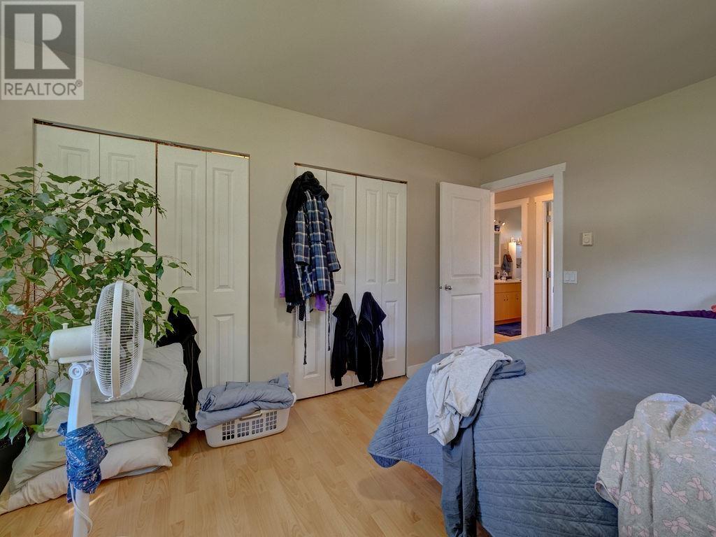 12577 WARNOCK ROAD, Pender Harbour