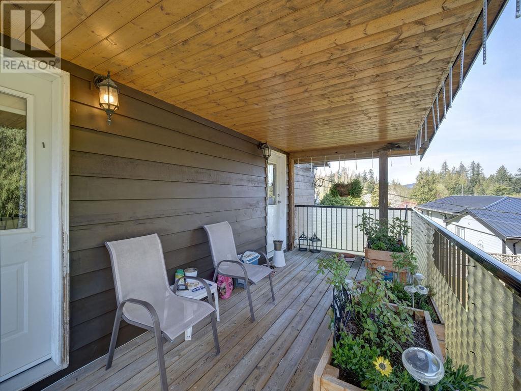 12577 WARNOCK ROAD, Pender Harbour