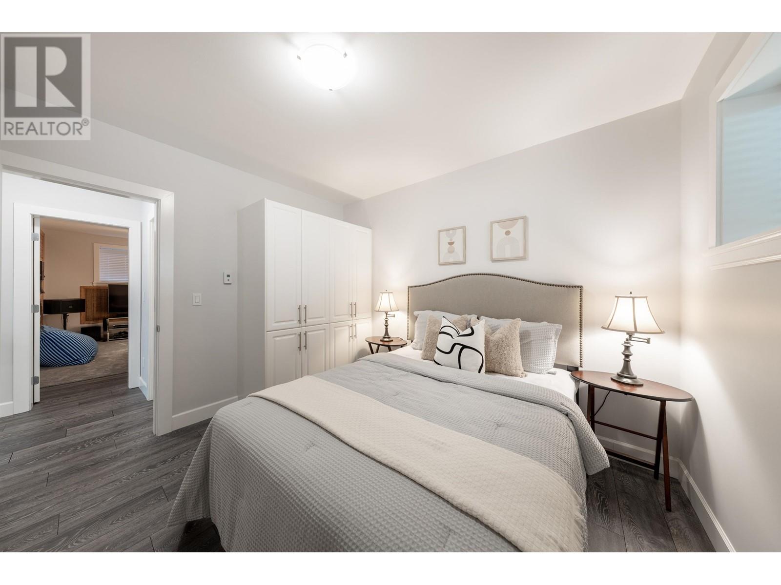 6280 BUCHANAN STREET, Burnaby