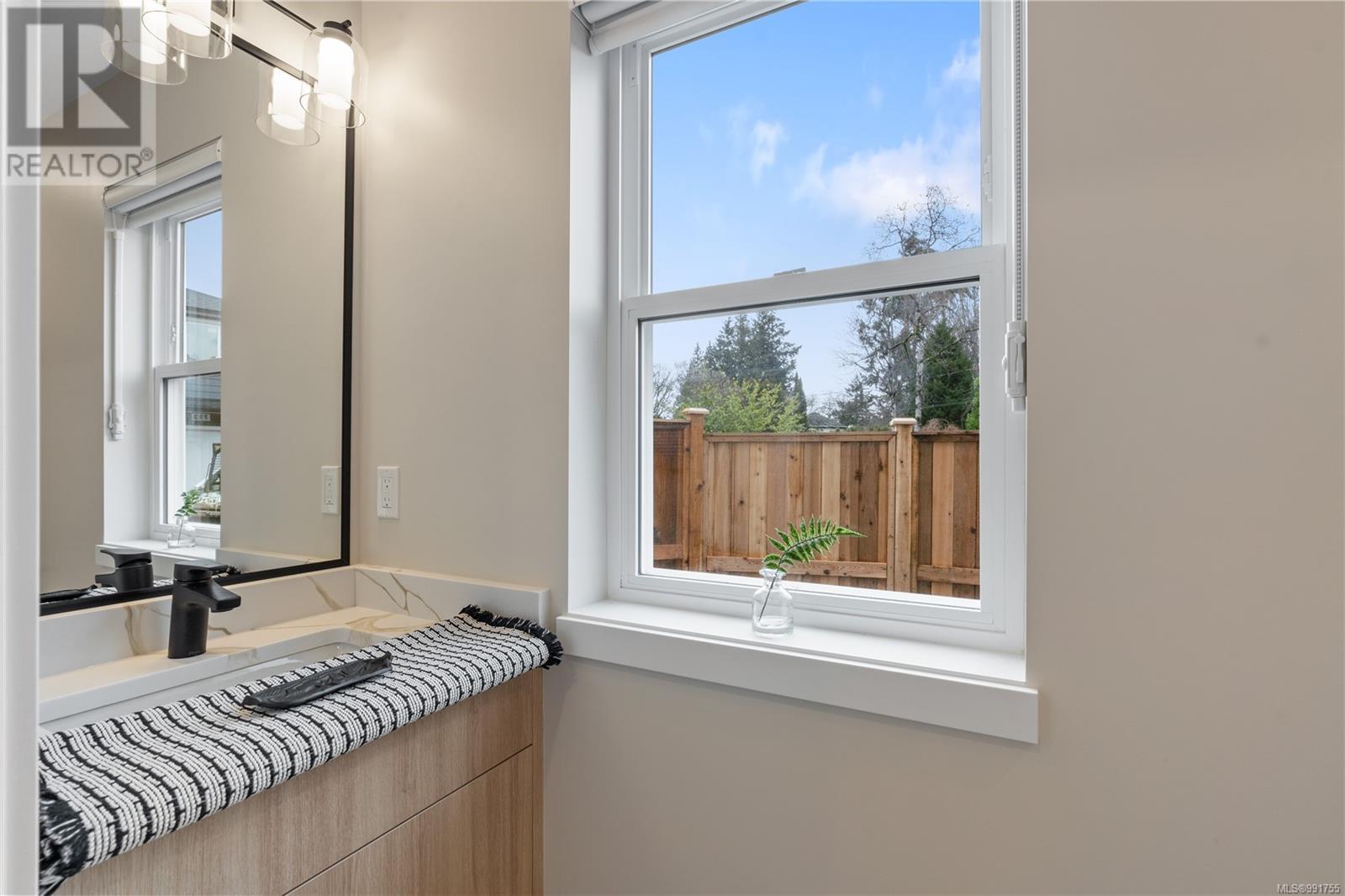 724 Stonebrook Lane, Langford