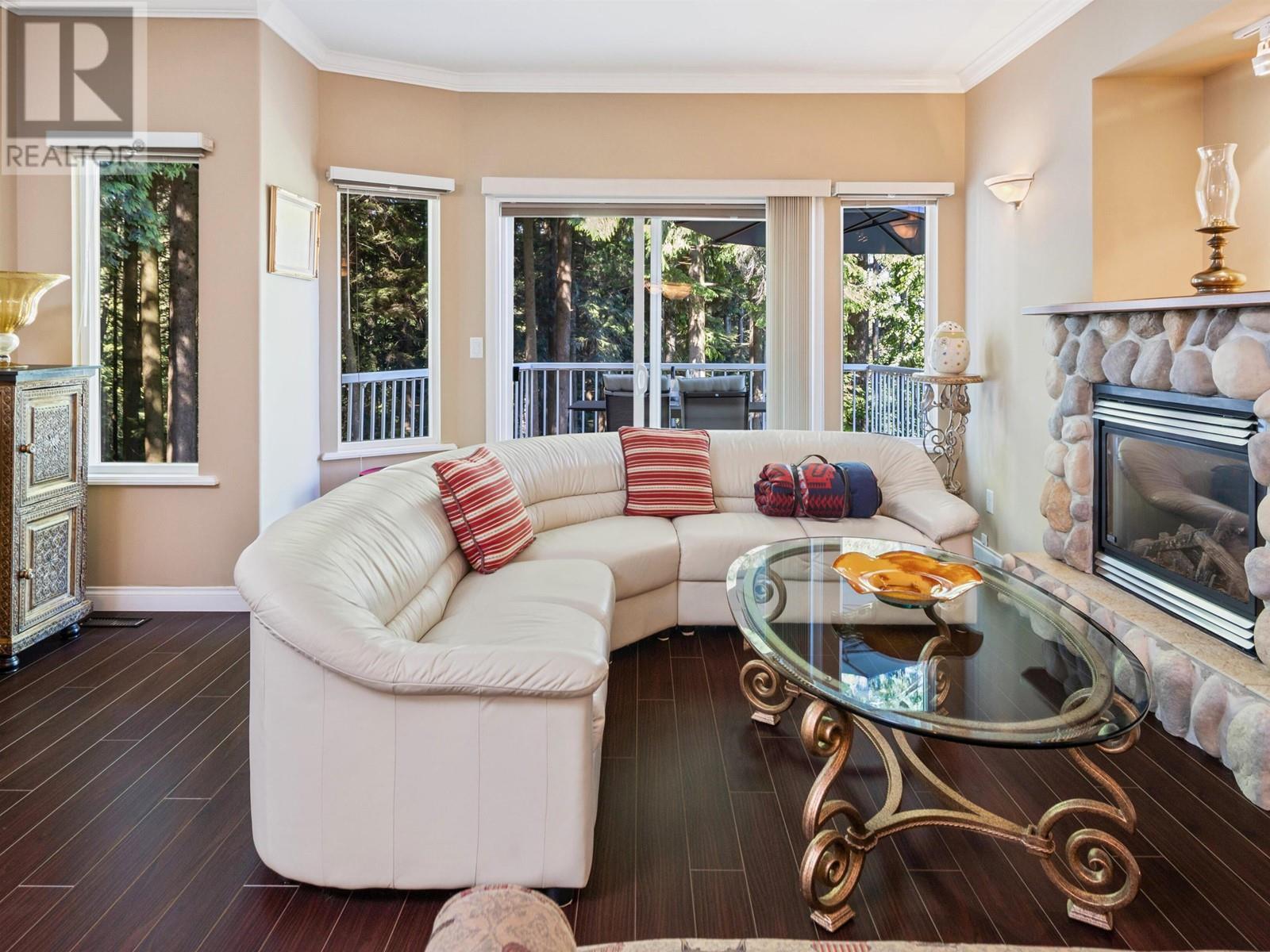 2205 PARKWAY BOULEVARD, Coquitlam