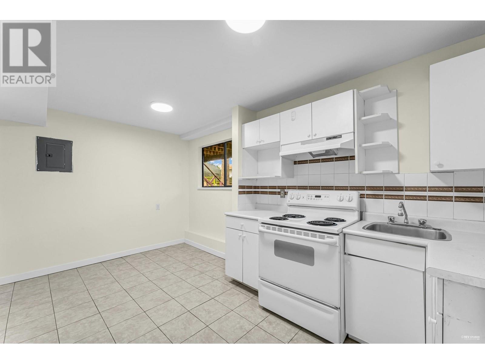 4310 RIVER Road West, Delta