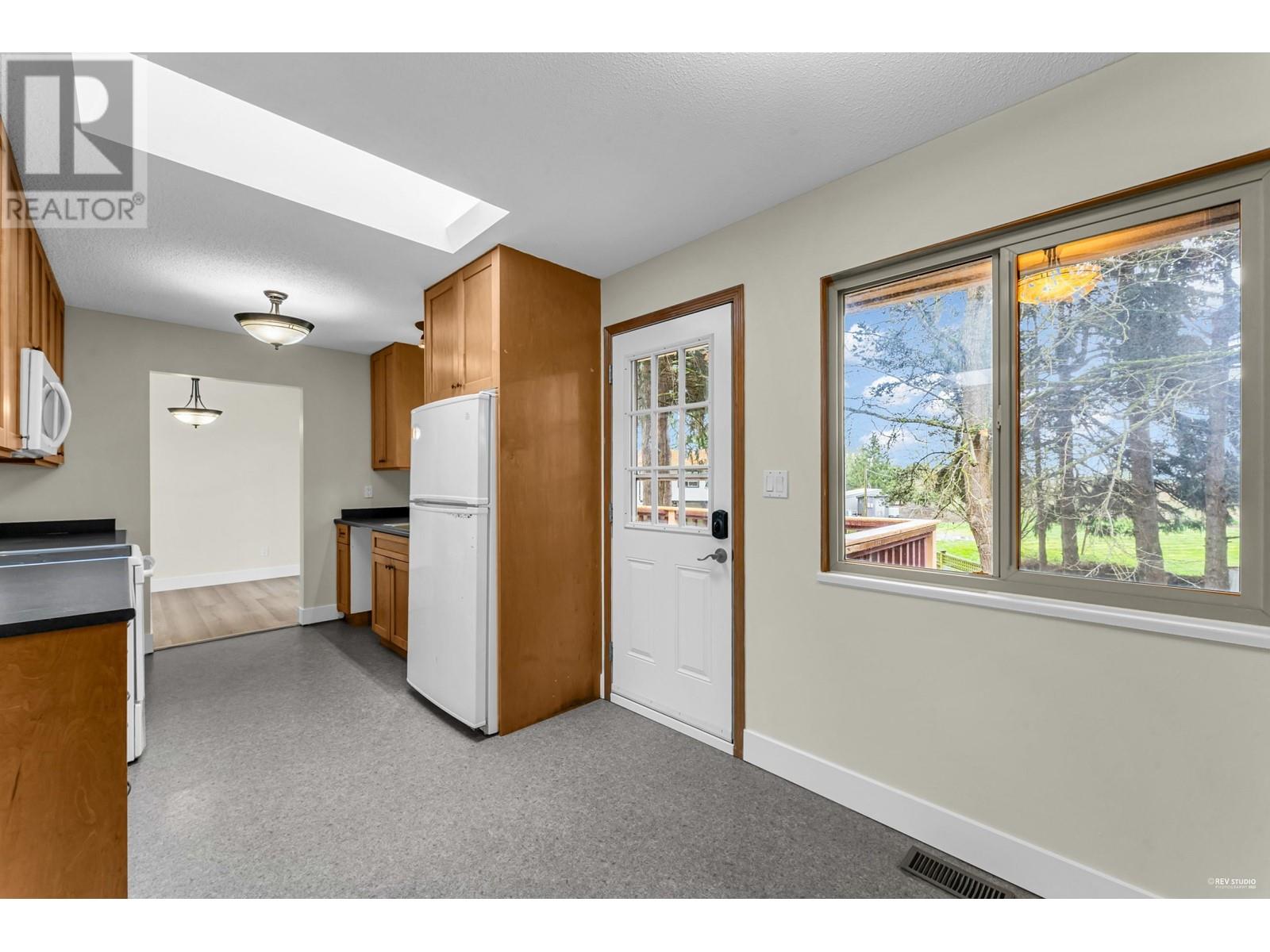 4310 RIVER Road West, Delta