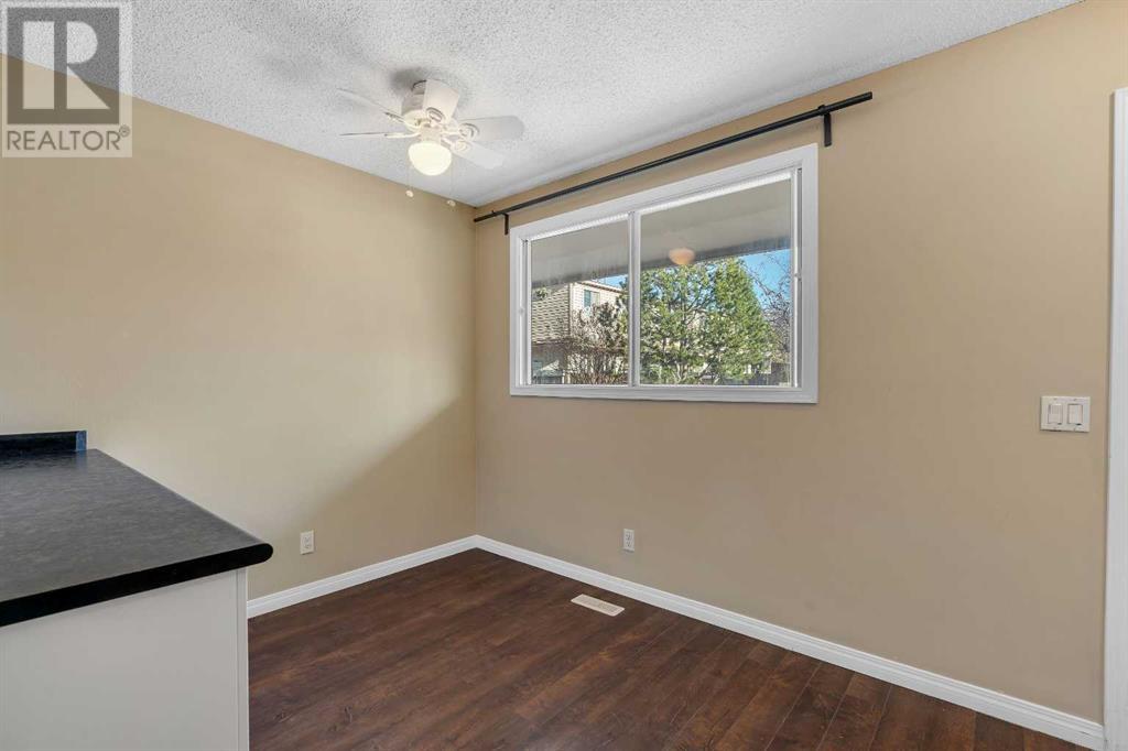 Single Family House for Sale in N  Lynnview Road SE Ogden Calgary 