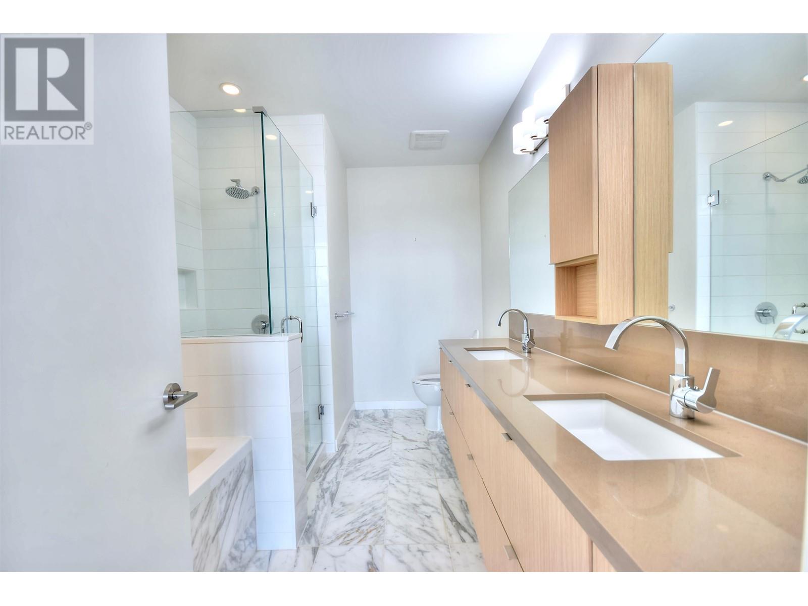 Photo 5 of 2802 530 Whiting Way, Coquitlam BC