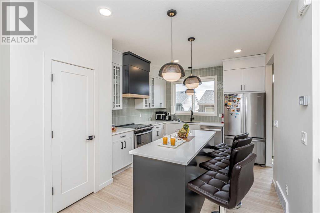 Single Family House for Sale in  Lavender Road SE Rangeview Calgary 