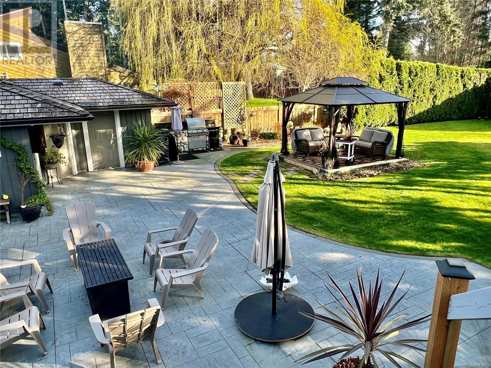 115 Engles Rd, Campbell River