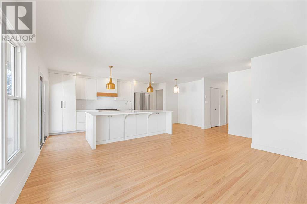 Single Family House Bungalow for Sale in   Avenue SW Glenbrook Calgary 
