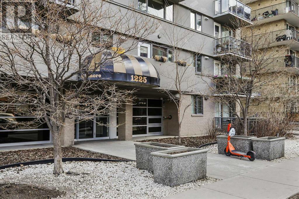 Single Family House for Sale in    Avenue SW Beltline Calgary 