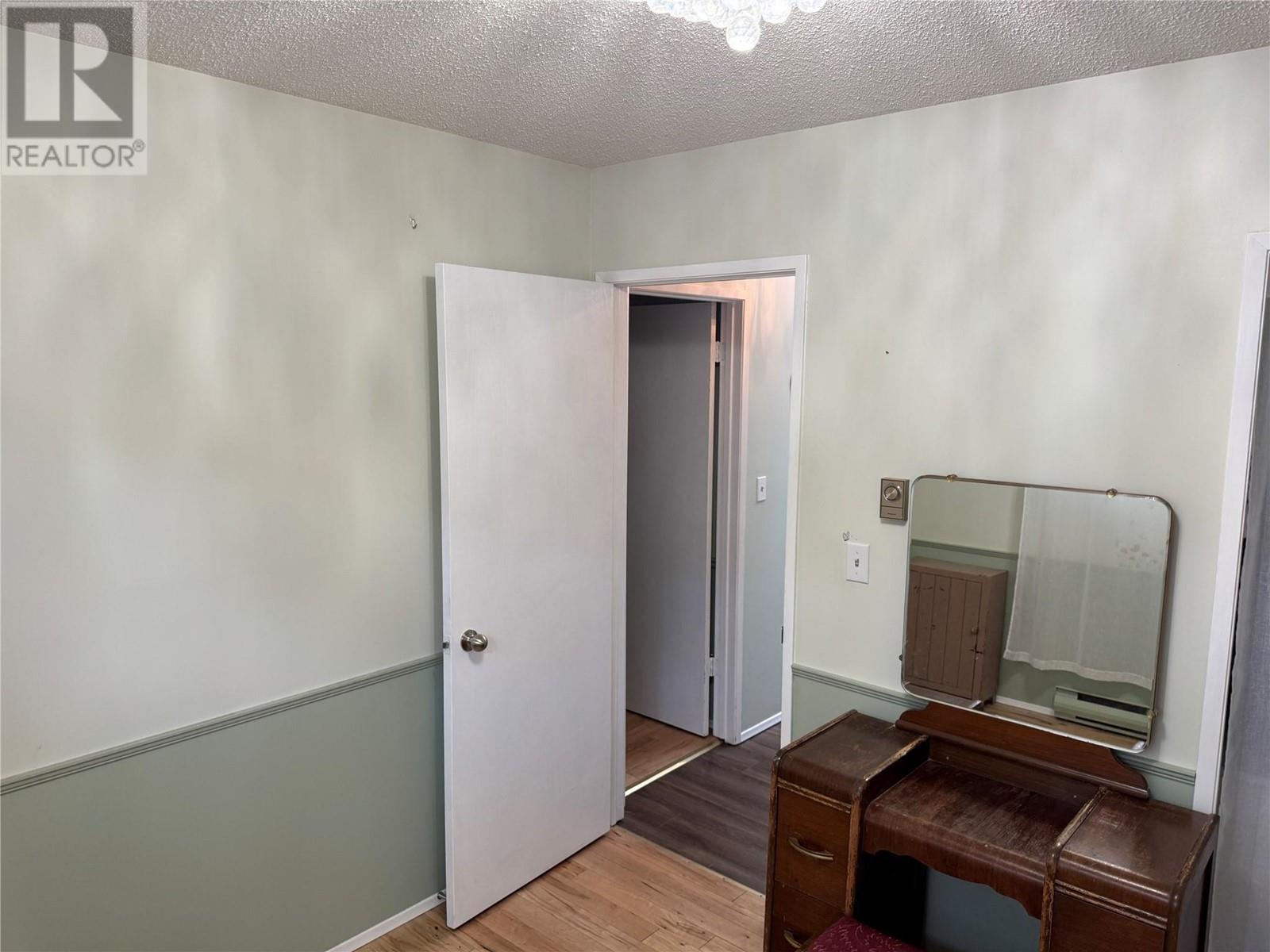 532 6TH  N Avenue, Creston