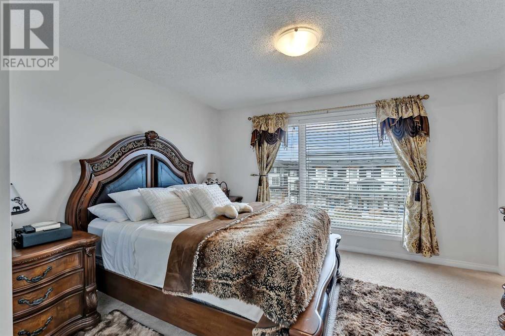 Single Family House for Sale in  savanna Boulevard NE Saddle Ridge Calgary 