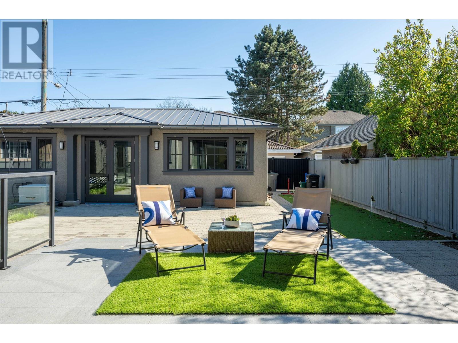Photo 19 of 2638 W 22nd Avenue, Vancouver BC