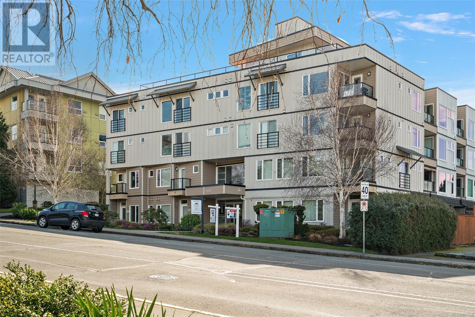 414 1405 Esquimalt Rd, Esquimalt