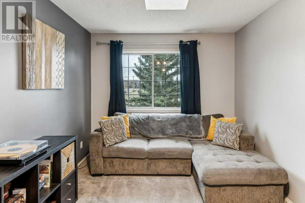 Single Family House for Sale in  Beddington Gardens NE Beddington Heights Calgary 