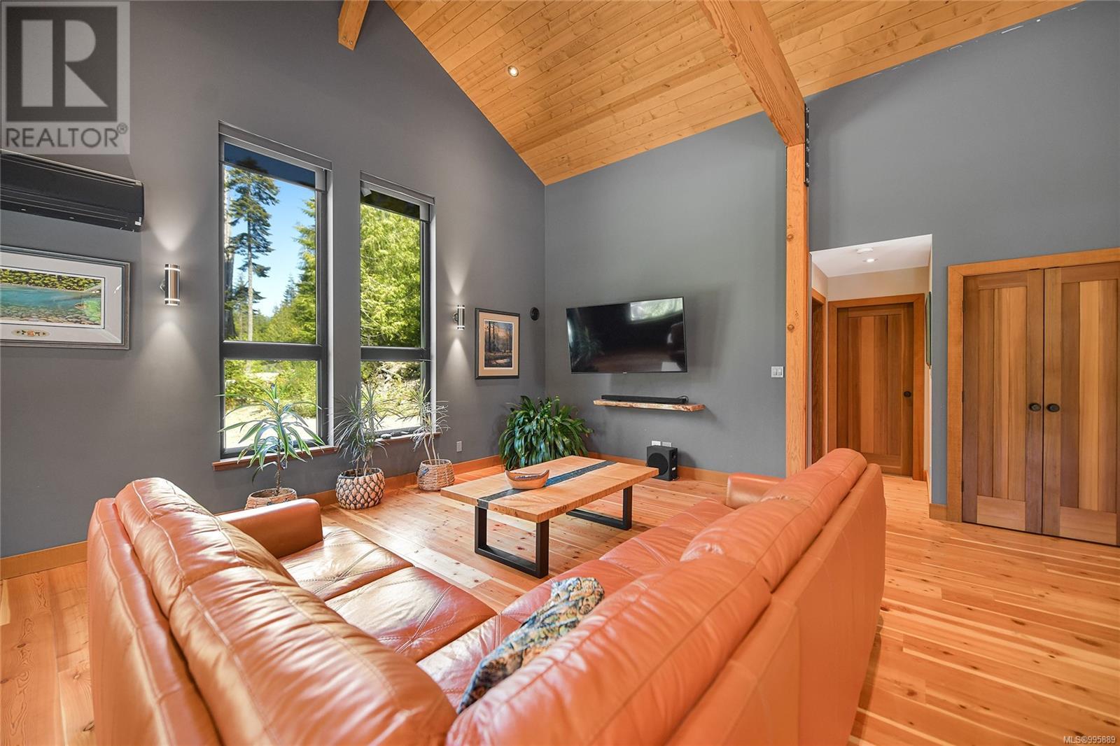  17176 OSPREY Place, Port Renfrew