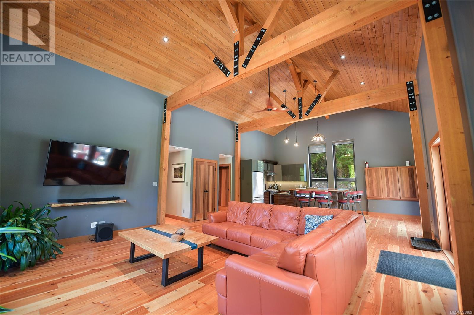  17176 OSPREY Place, Port Renfrew