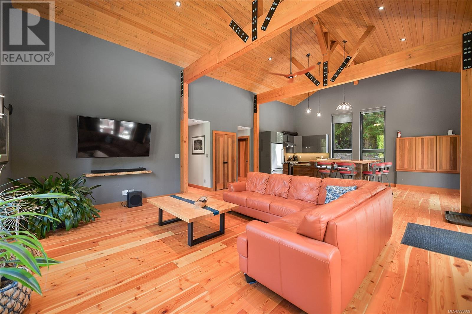  17176 OSPREY Place, Port Renfrew