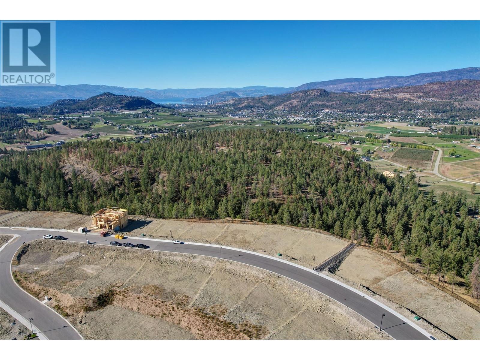 Photo 18 of 694 Kingswood Terrace Lot 38, Kelowna BC