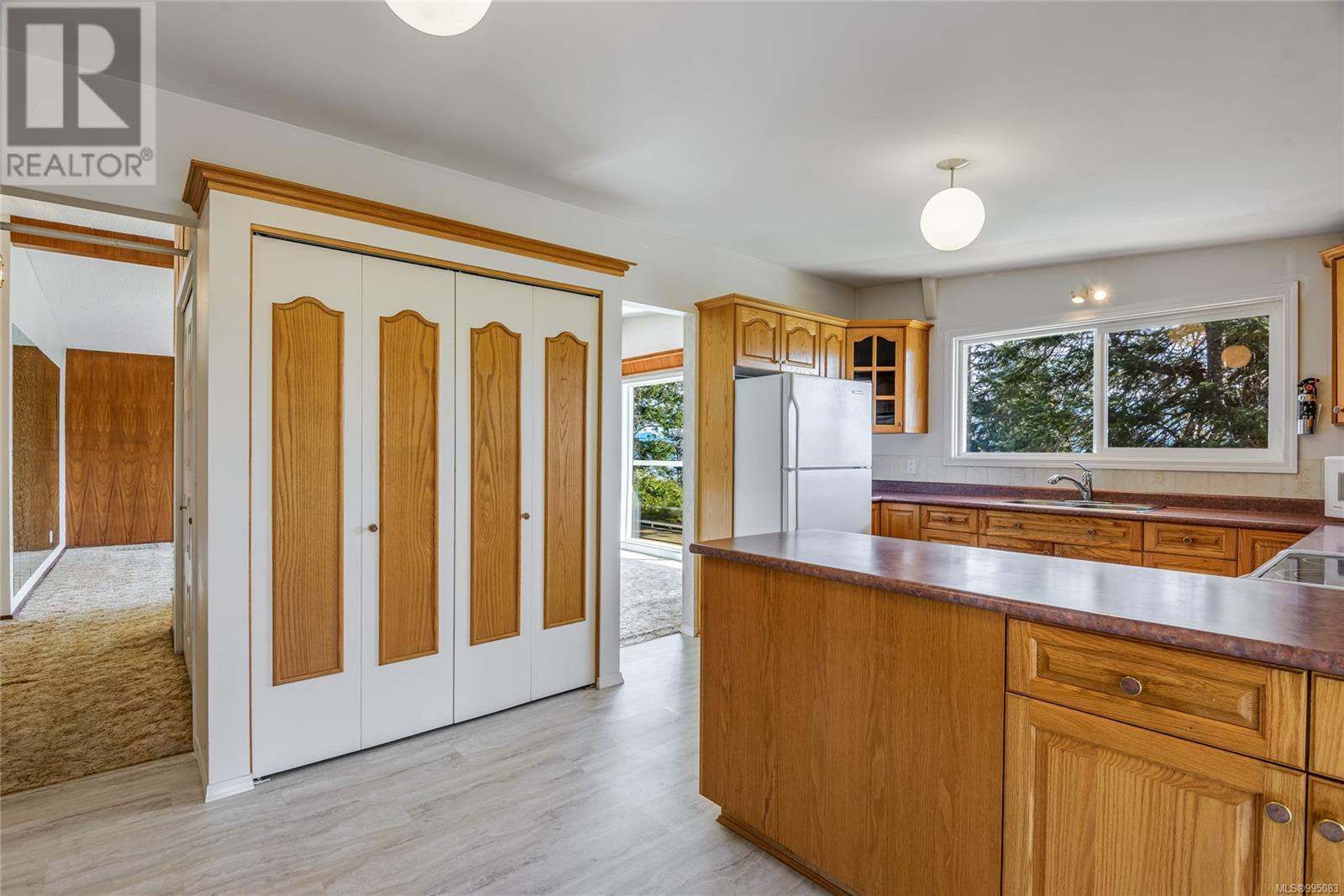 233 Quadra Loop, Quadra Island