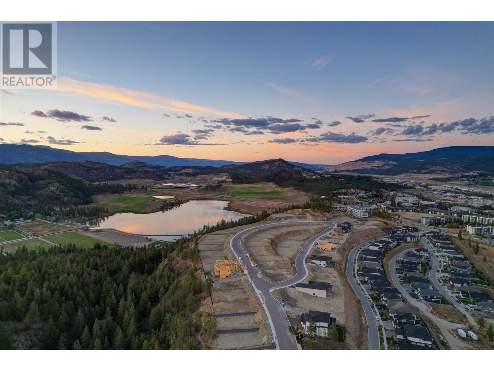  718 Kingswood Terrace, Kelowna