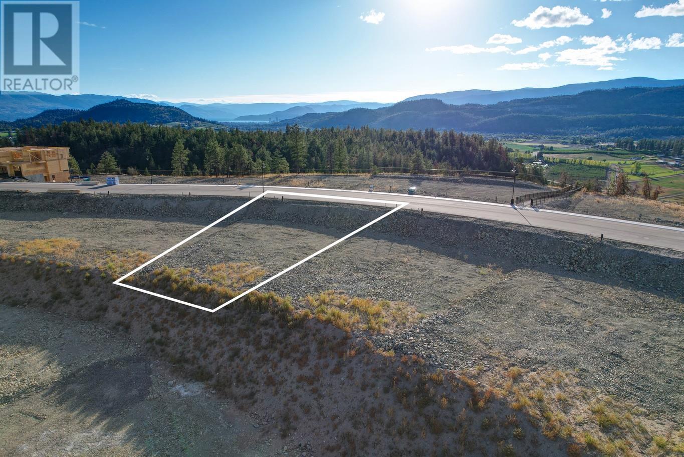  695 Kingswood Terrace, Kelowna