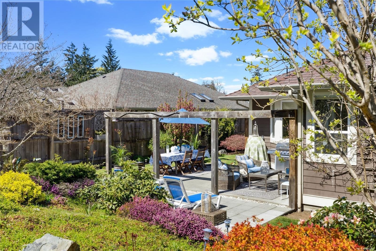 2508 Nuttal Dr, Nanoose Bay