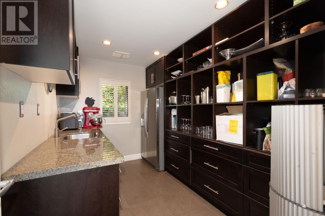 4231 ROCKRIDGE CRESCENT, West Vancouver