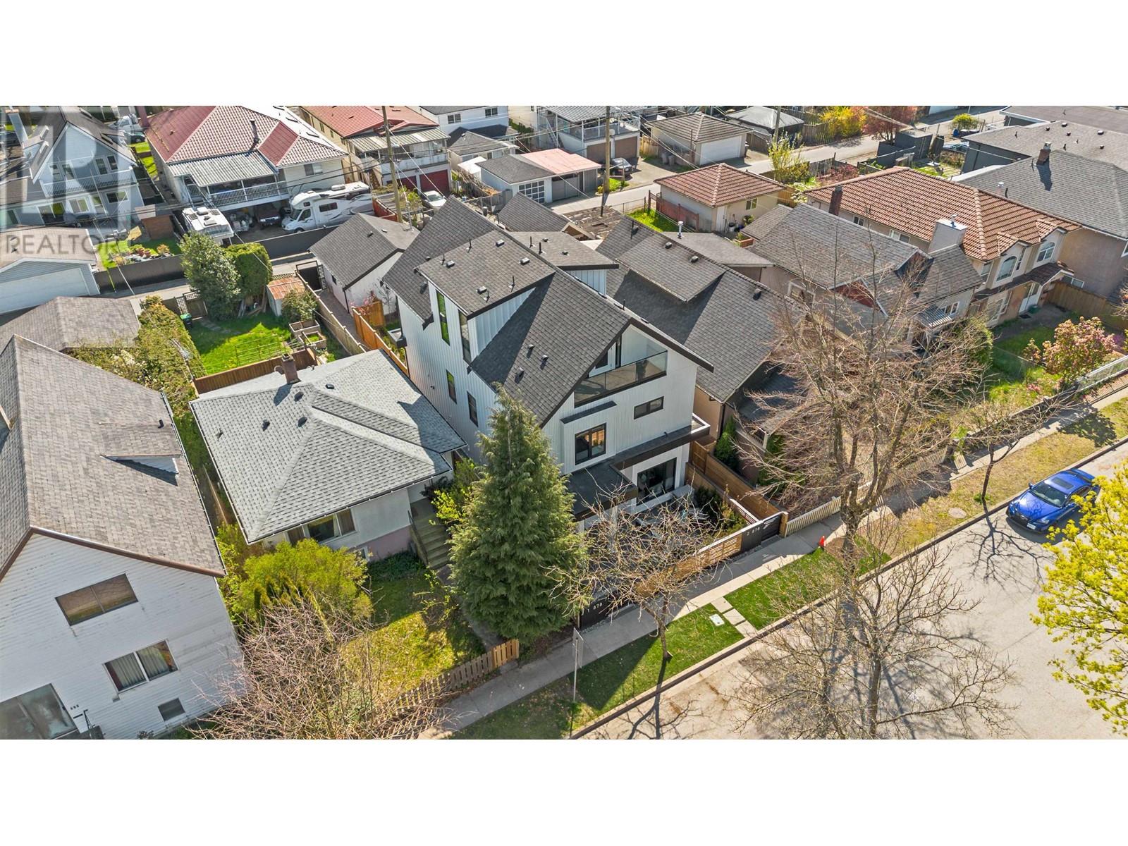 1 878 E 37TH AVENUE, Vancouver real estate listing R2992194