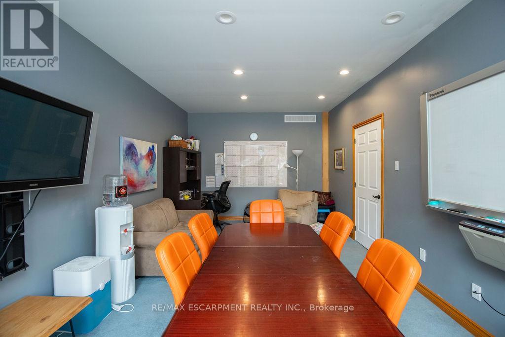 Photo 26 of 144 Wilson Street E, Hamilton ON